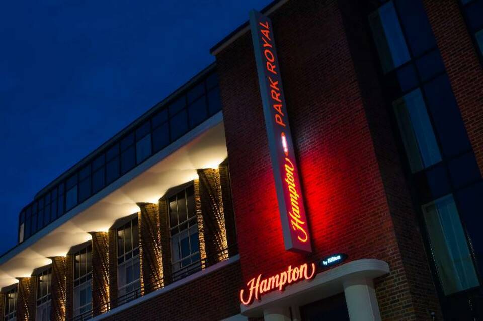 Hampton by Hilton London Park Royal 4
