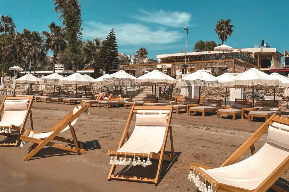 Kalia Beach Hotel Side 3