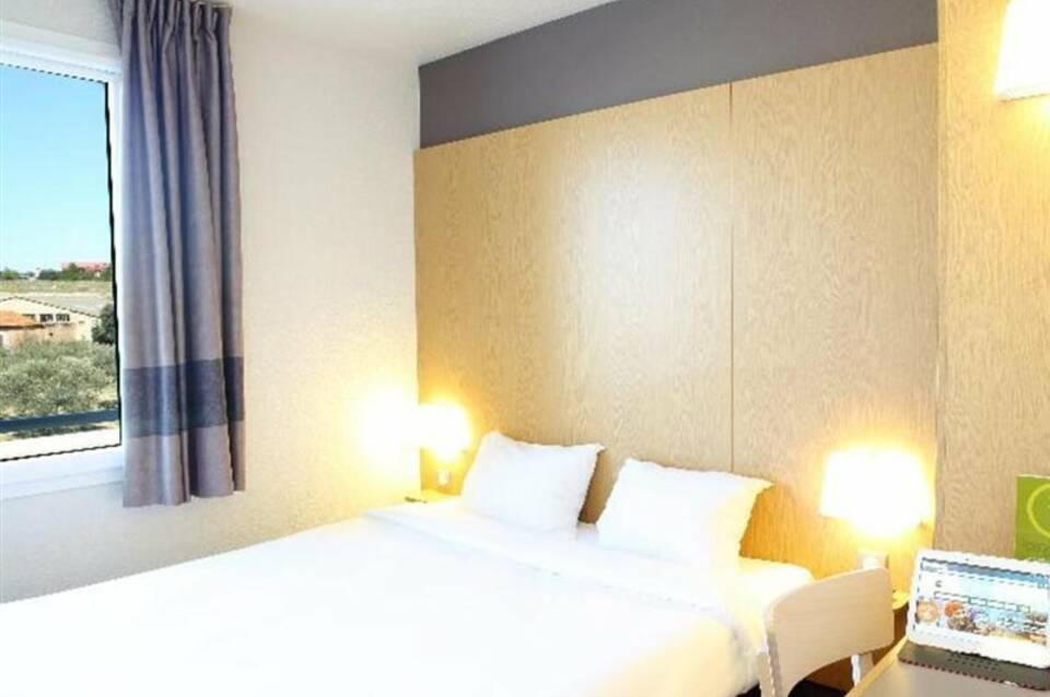 B&B HOTEL Marseille Aéroport Saint-Victoret 2