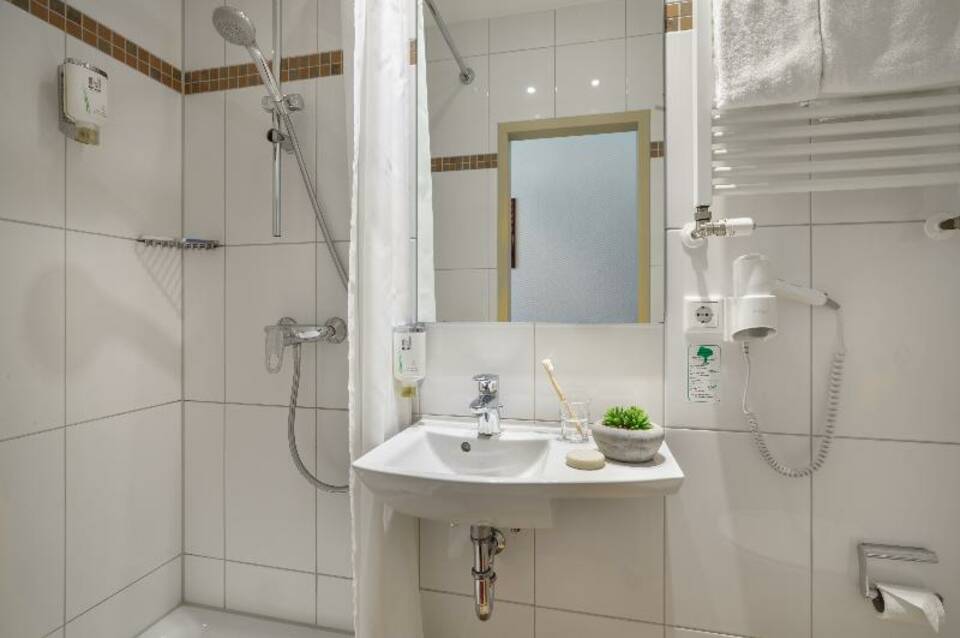 Garner Hotel Hamburg - Graf Moltke 3