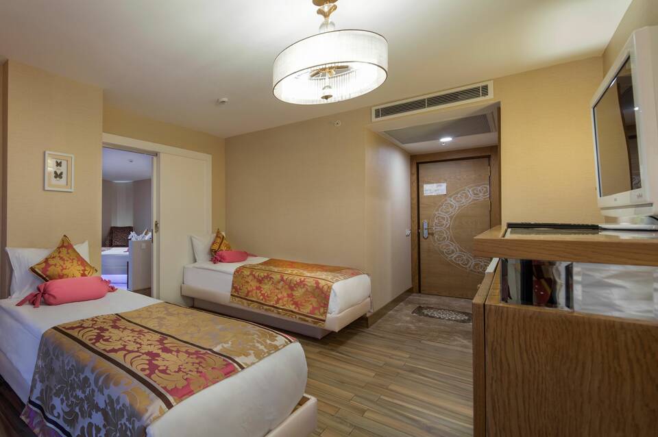 Granada Luxury Okurcalar 3
