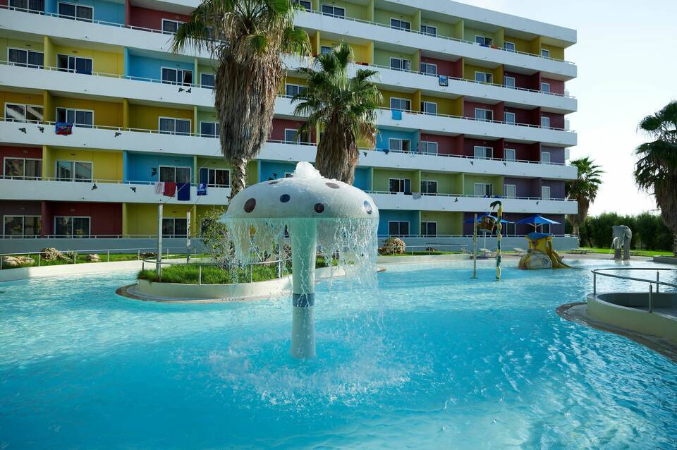 Esperides Beach Resort 2