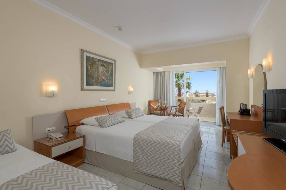 Sun Beach Resort 1