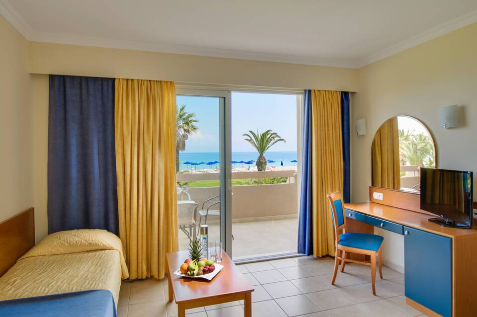 Sun Beach Resort 5