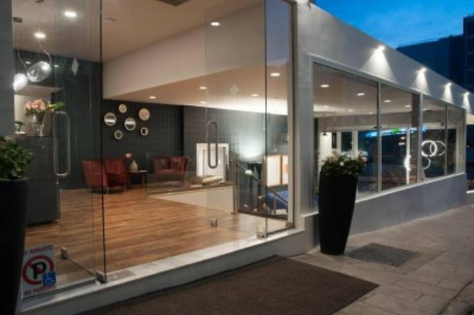 Athenaeum Smart Hotel 2