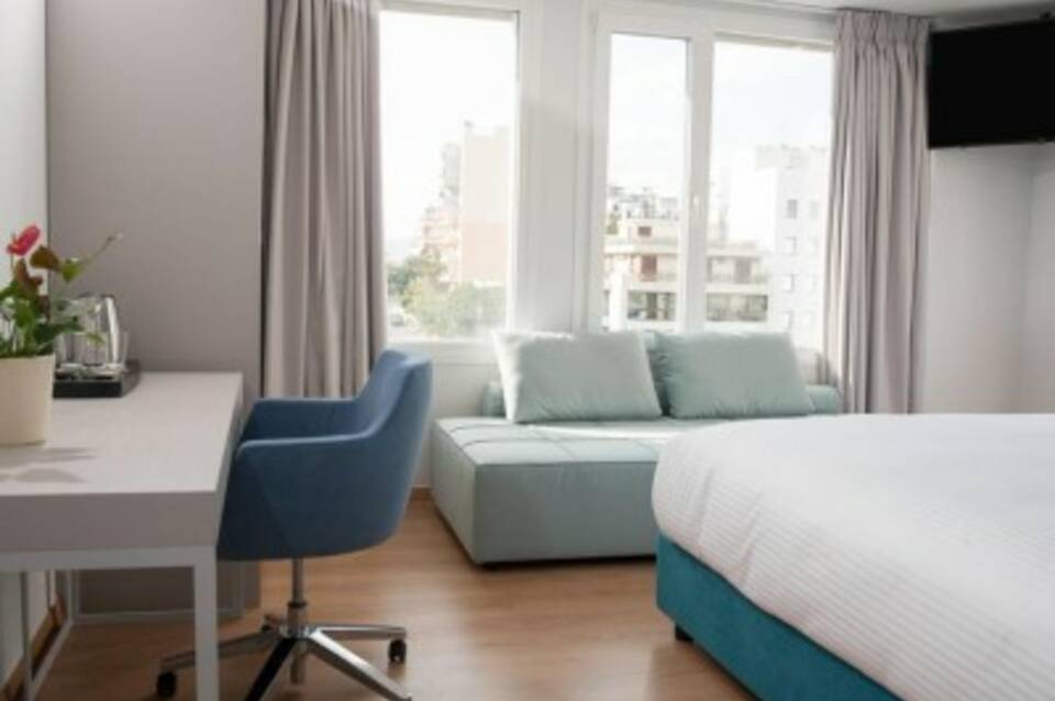 Athenaeum Smart Hotel 3