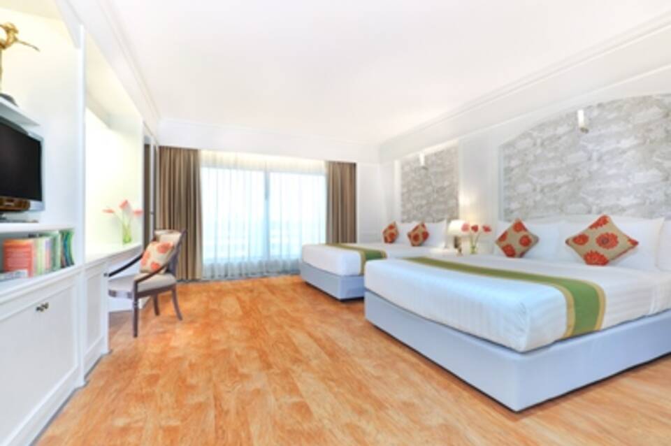 Centre Point Plus Hotel Pratunam 3