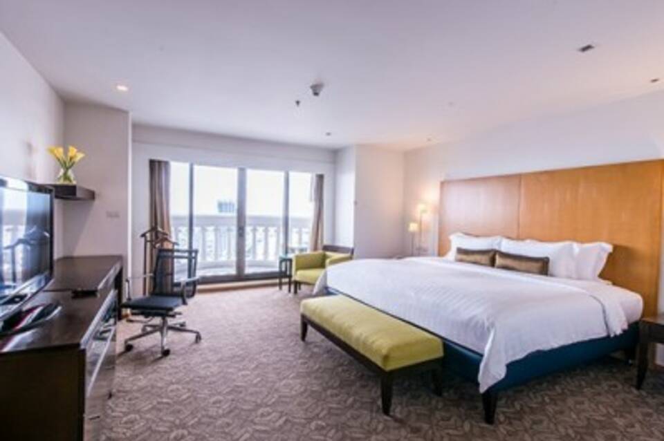 Tower Club at Lebua 3
