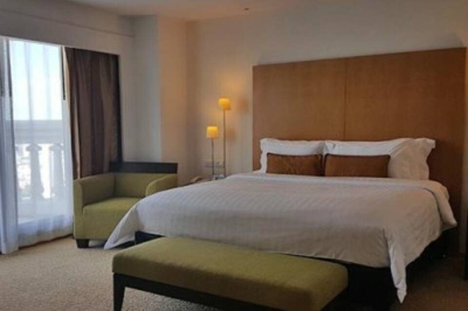 Tower Club at Lebua 4