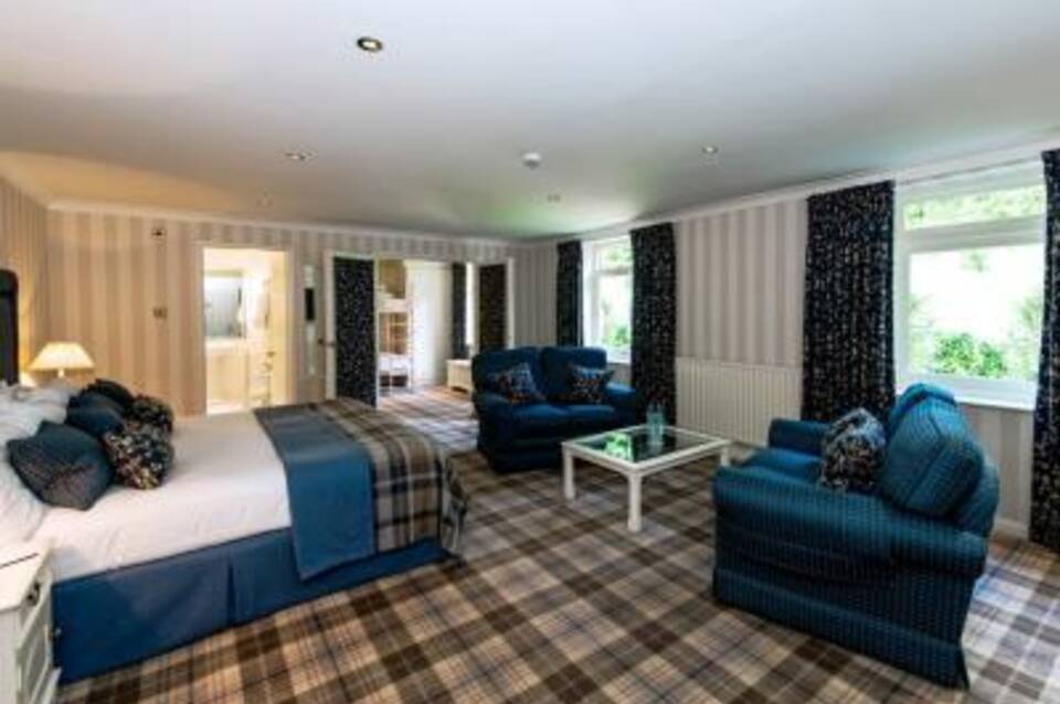 Lakeside Hotel & Spa 3