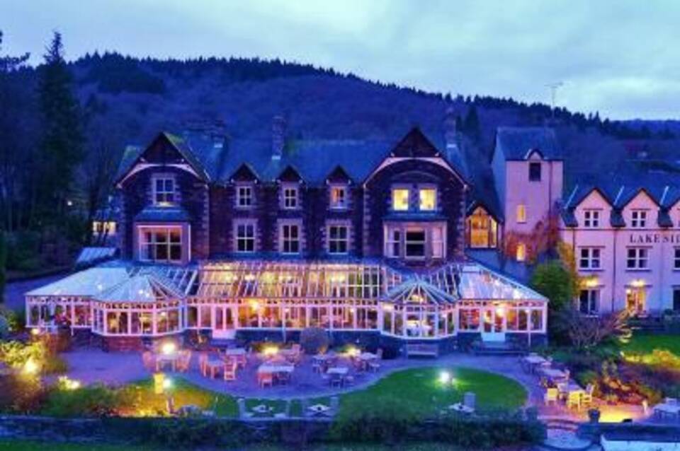 Lakeside Hotel & Spa 5