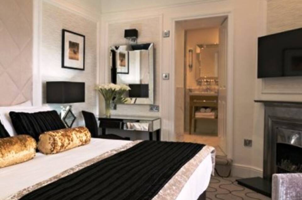 Low Wood Bay Resort & Spa 1