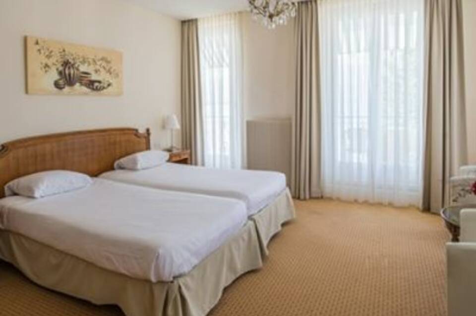 Hôtel Eden Palace au Lac 1