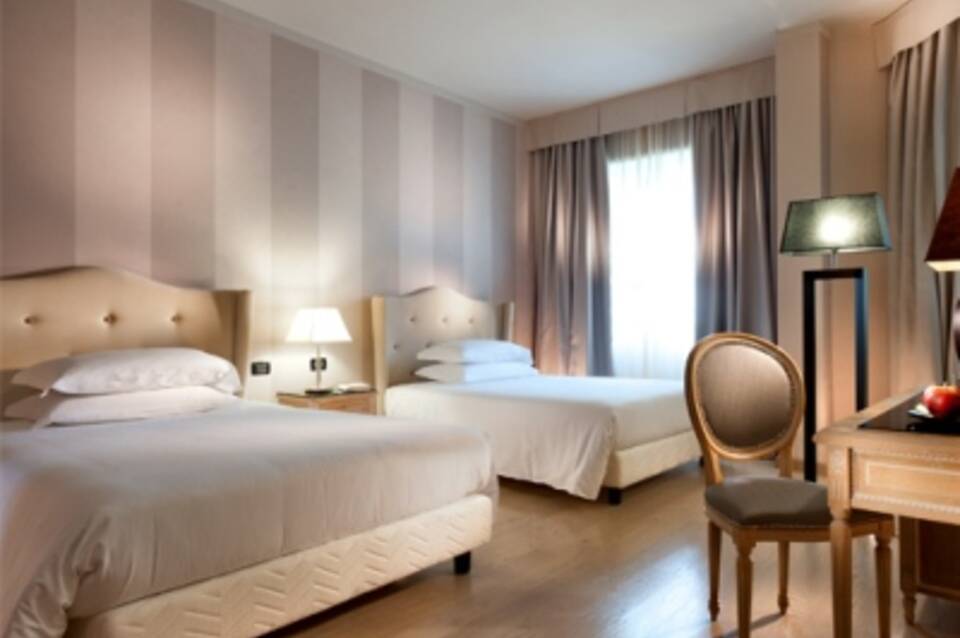 Hotel Ambasciatori 4