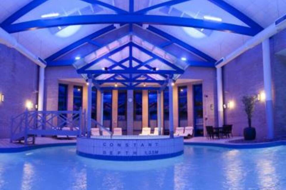 Gloucester Robinswood Hotel by Sunday 2