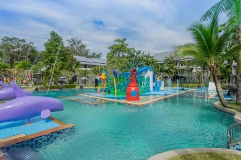 Khaolak Emerald Beach Resort & Spa 1
