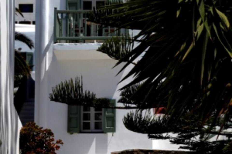 Olia Hotel 5