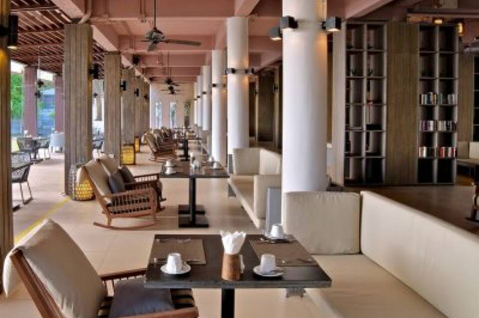 Twin Lotus Resort & Spa 1