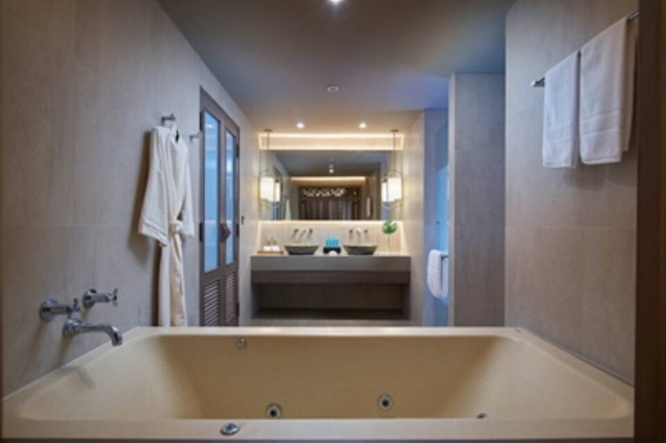Amari Vogue Krabi 1