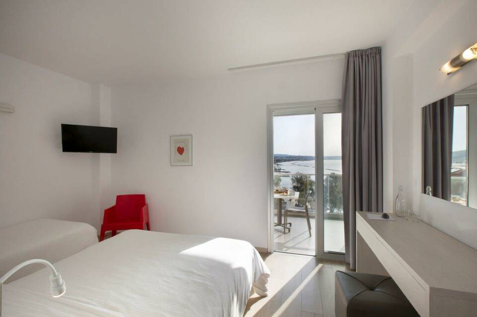 Harmony Bay Hotel 4