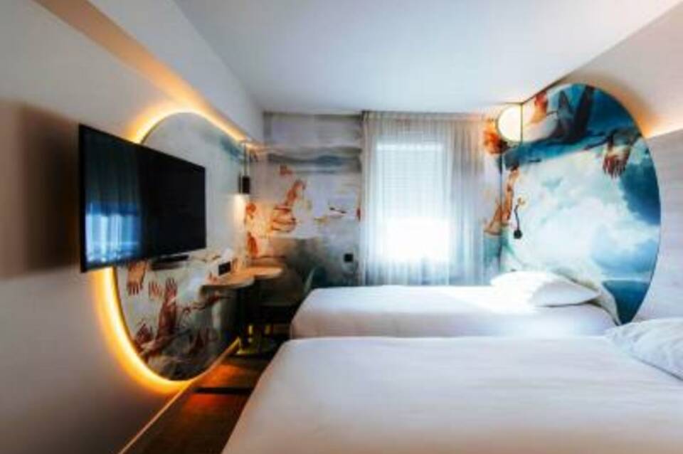 Ibis Styles Antibes 1