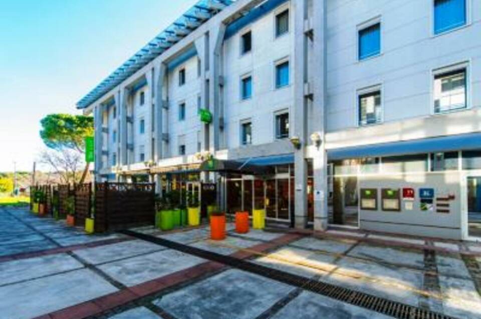 Ibis Styles Antibes 3