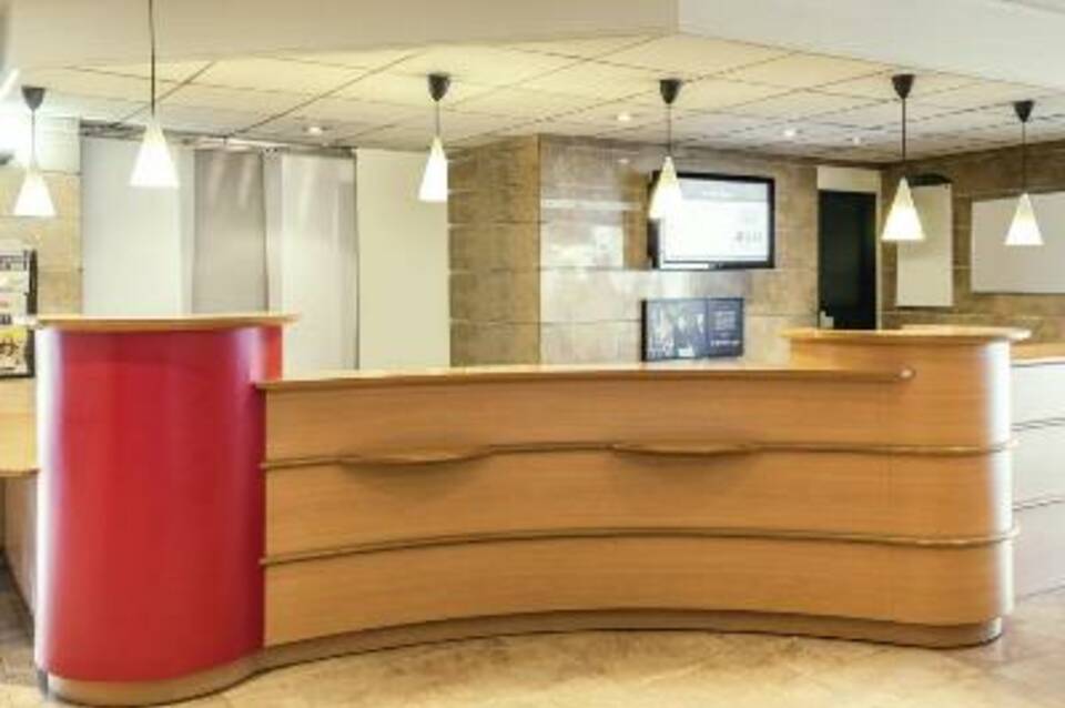Ibis Paris Porte de Bercy 1