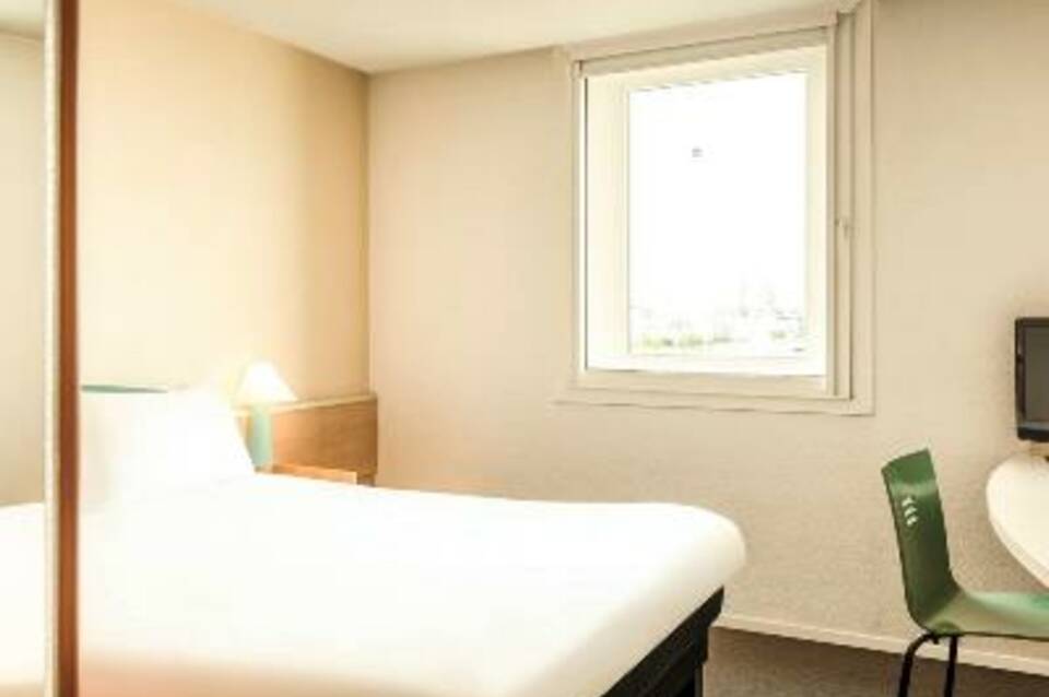 Ibis Paris Porte de Bercy 2