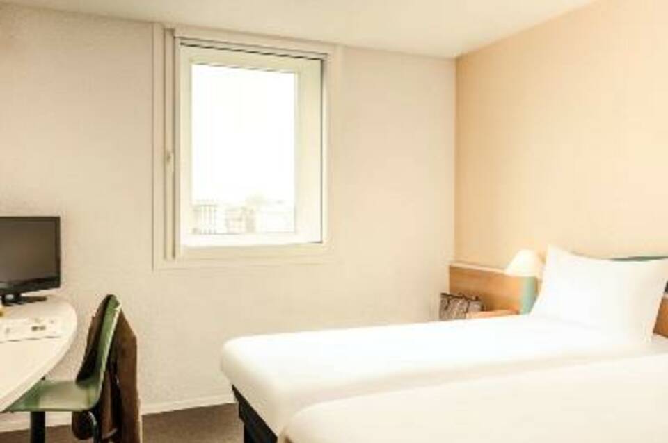 Ibis Paris Porte de Bercy 3