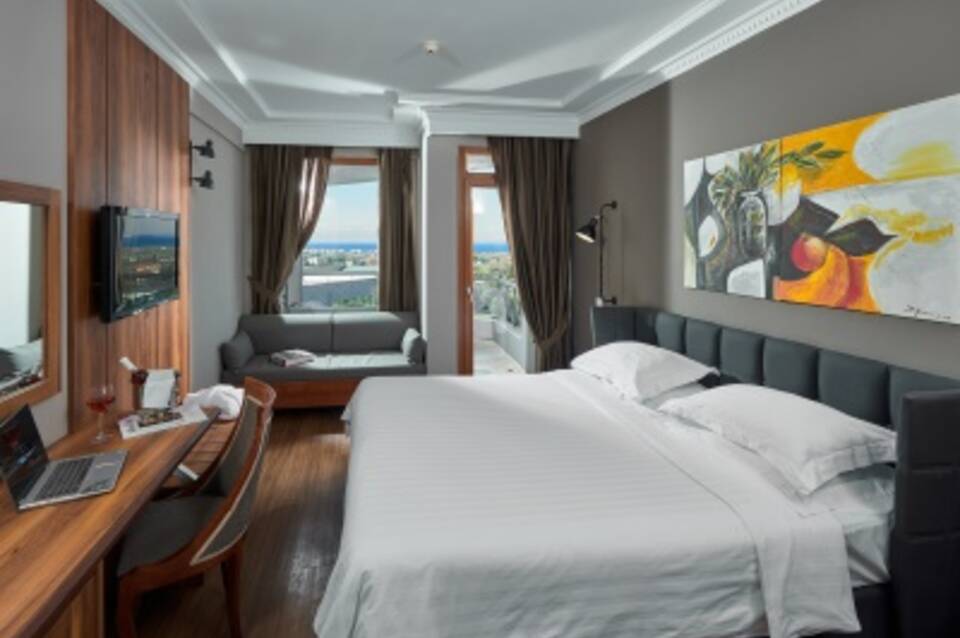 Royal Hotel 5