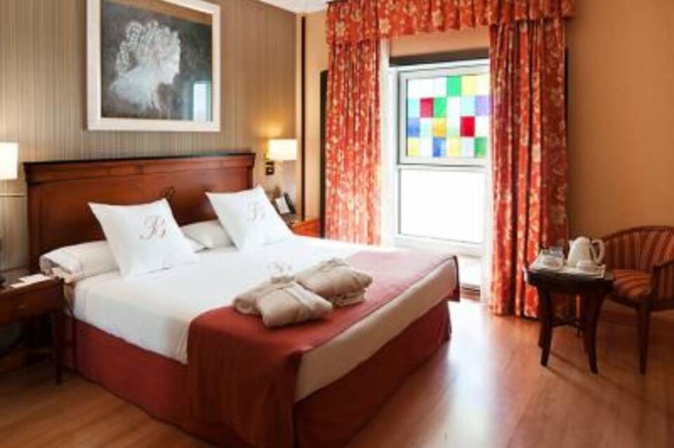 Hotel Bécquer 1