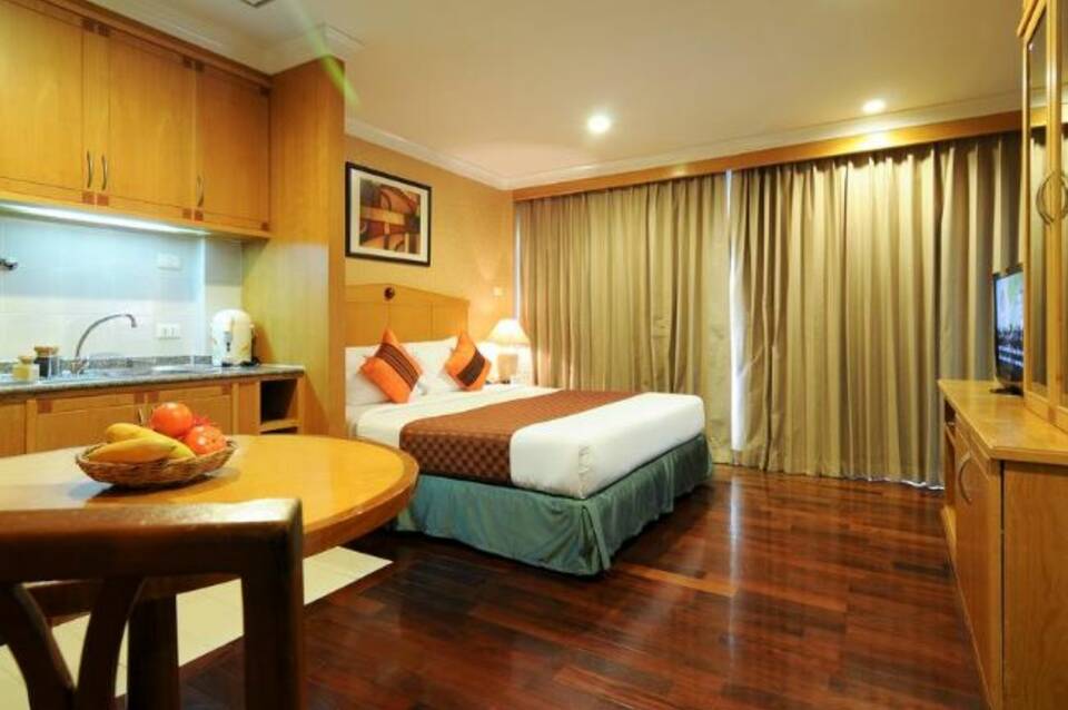 Admiral Suites Bangkok by Compass Hospitality  4