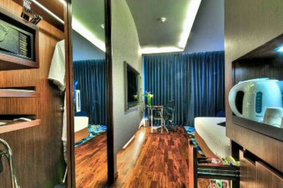 Galleria 10 Hotel by Compass Hospitality 2