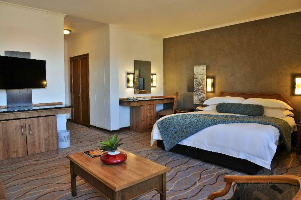 The Centurion Hotel 4