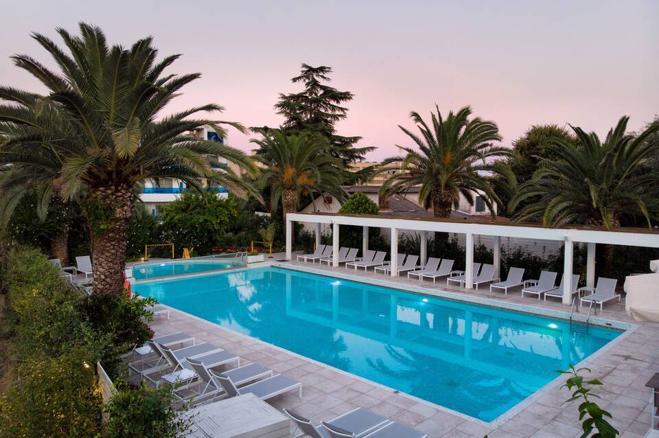 TRYP by Wyndham Corfu Dassia 1