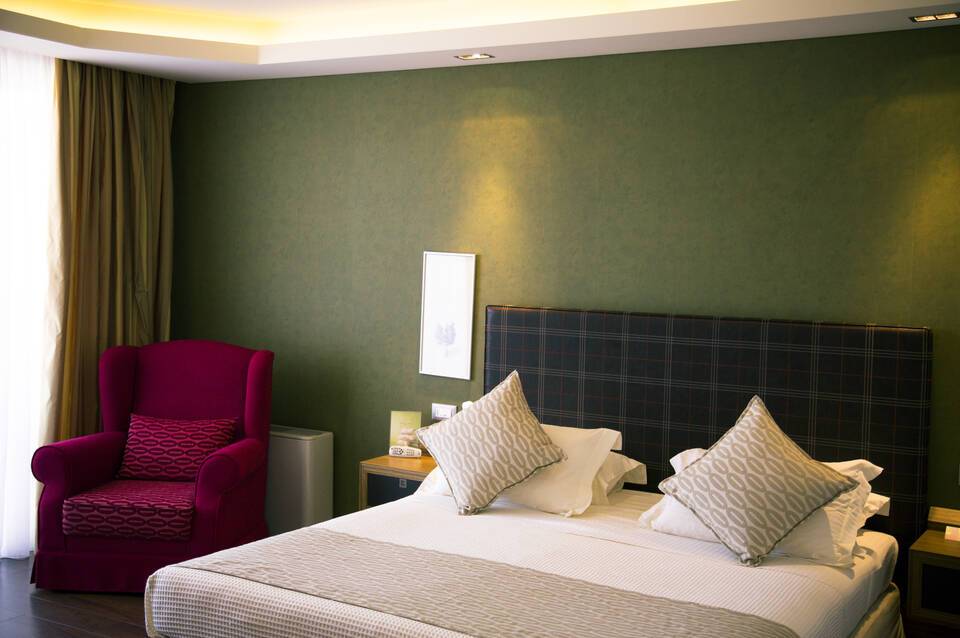Royal Paradise Beach Resort & Spa 5