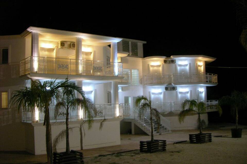 Mariana Hotel 3