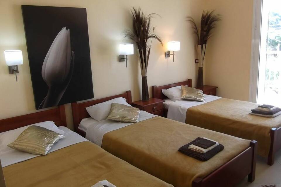 Mariana Hotel 4