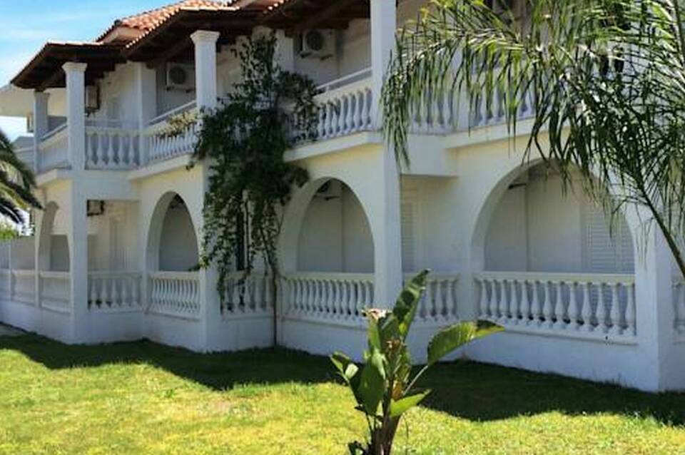Mariana Hotel 1