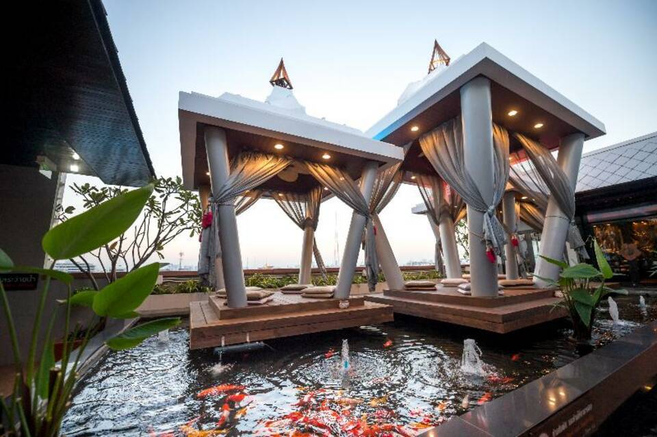 Nouvo City Hotel 3