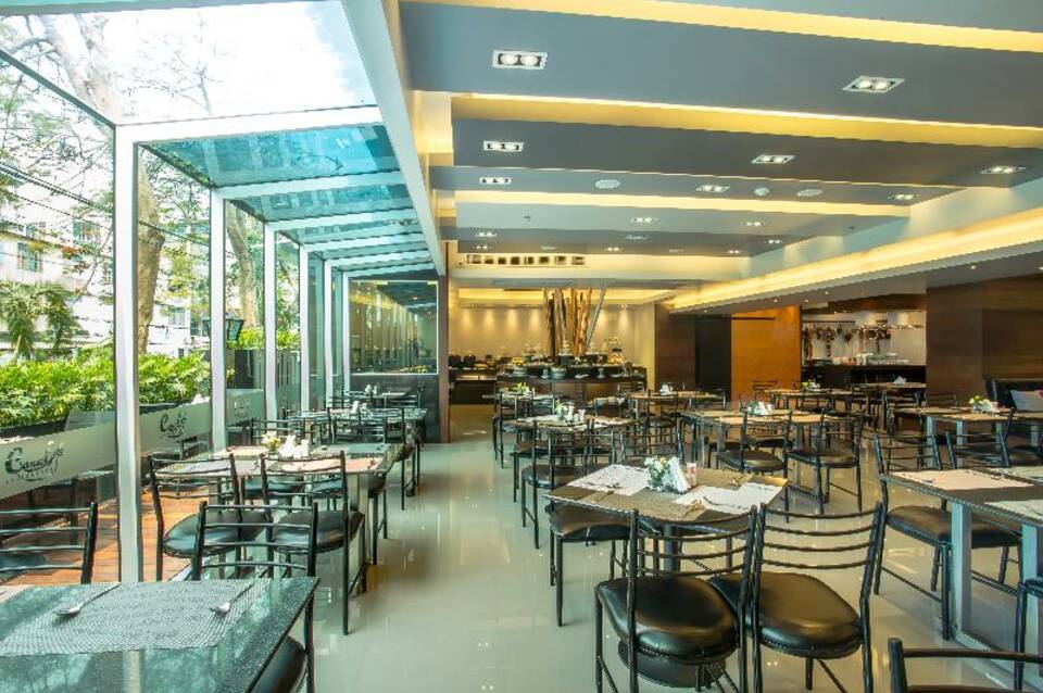 Nouvo City Hotel 5