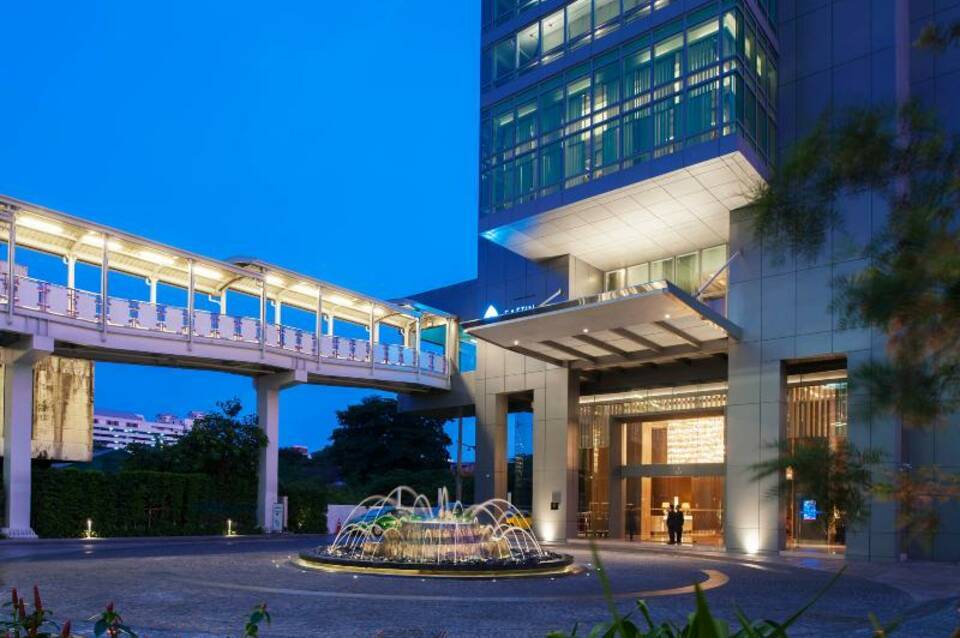 Eastin Grand Hotel Sathorn 4