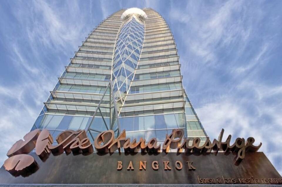 The Okura Prestige Bangkok 1