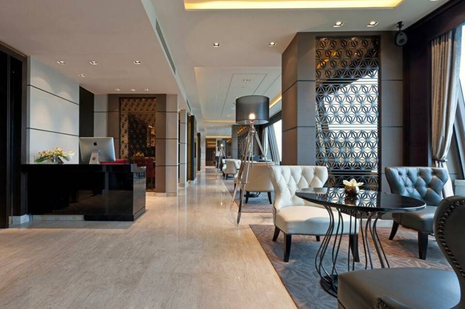 The Okura Prestige Bangkok 4