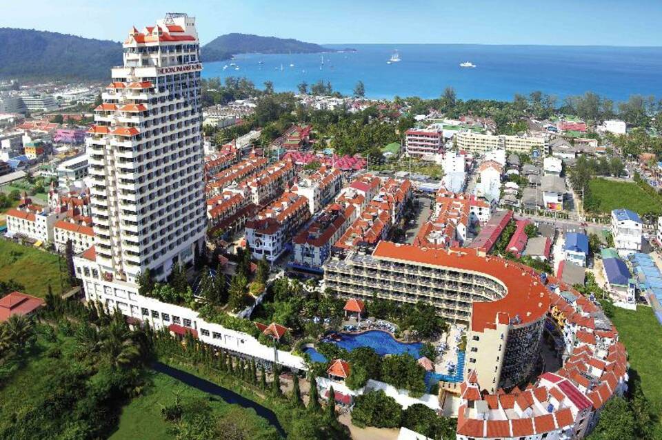 The Royal Paradise Hotel & Spa 3