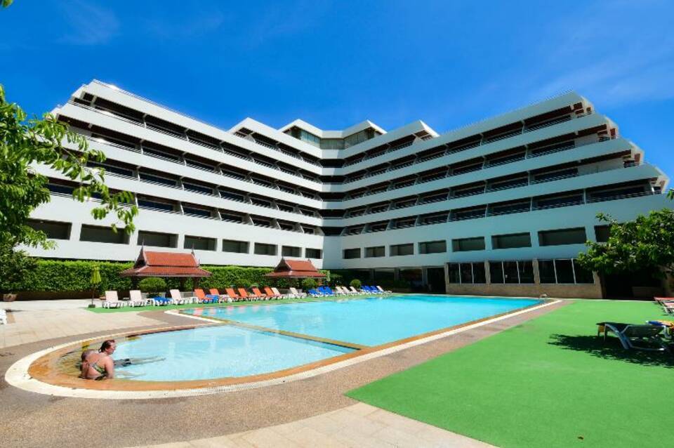 Patong Resort 2