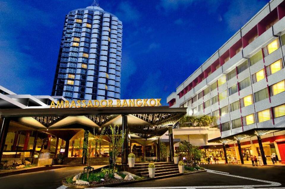 Ambassador Hotel Bangkok 1