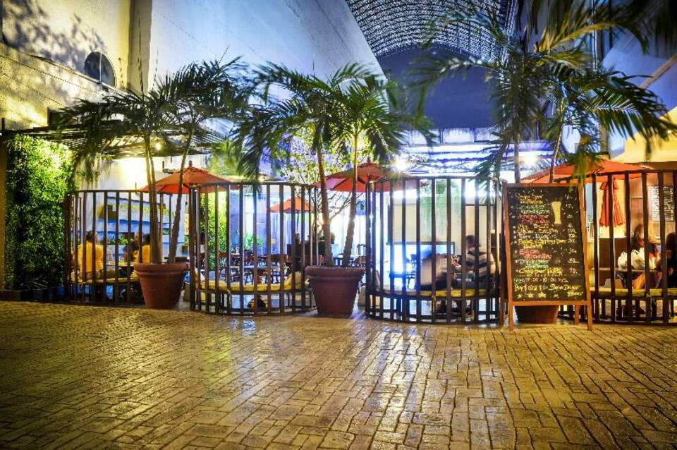 Ambassador Hotel Bangkok 4