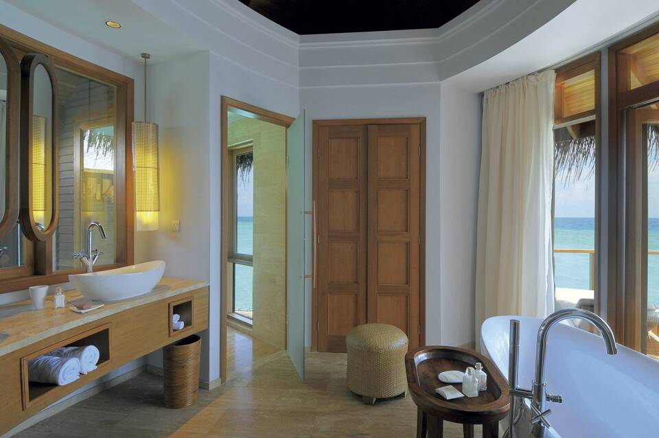 Constance Halaveli Maldives 3