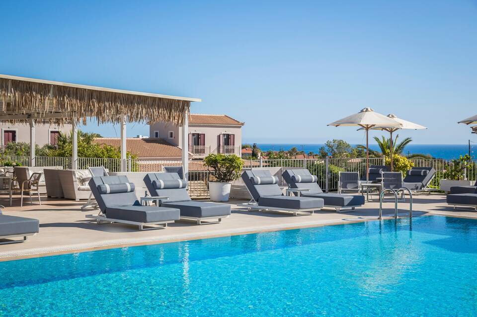 Astra Village Hotels & Suites 4